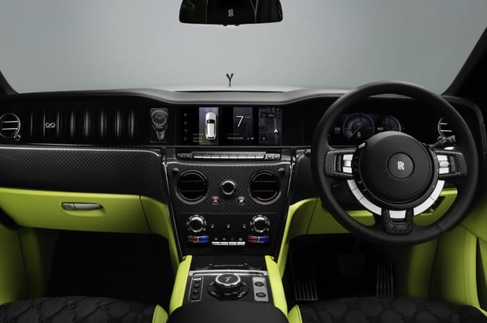 Rolls Royce Cullinan facelift revealed